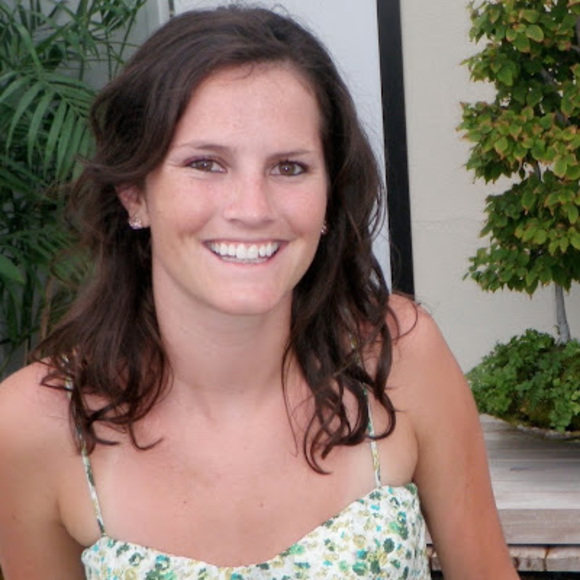 Meet your Posher, Gwen - Picture 1 of 1